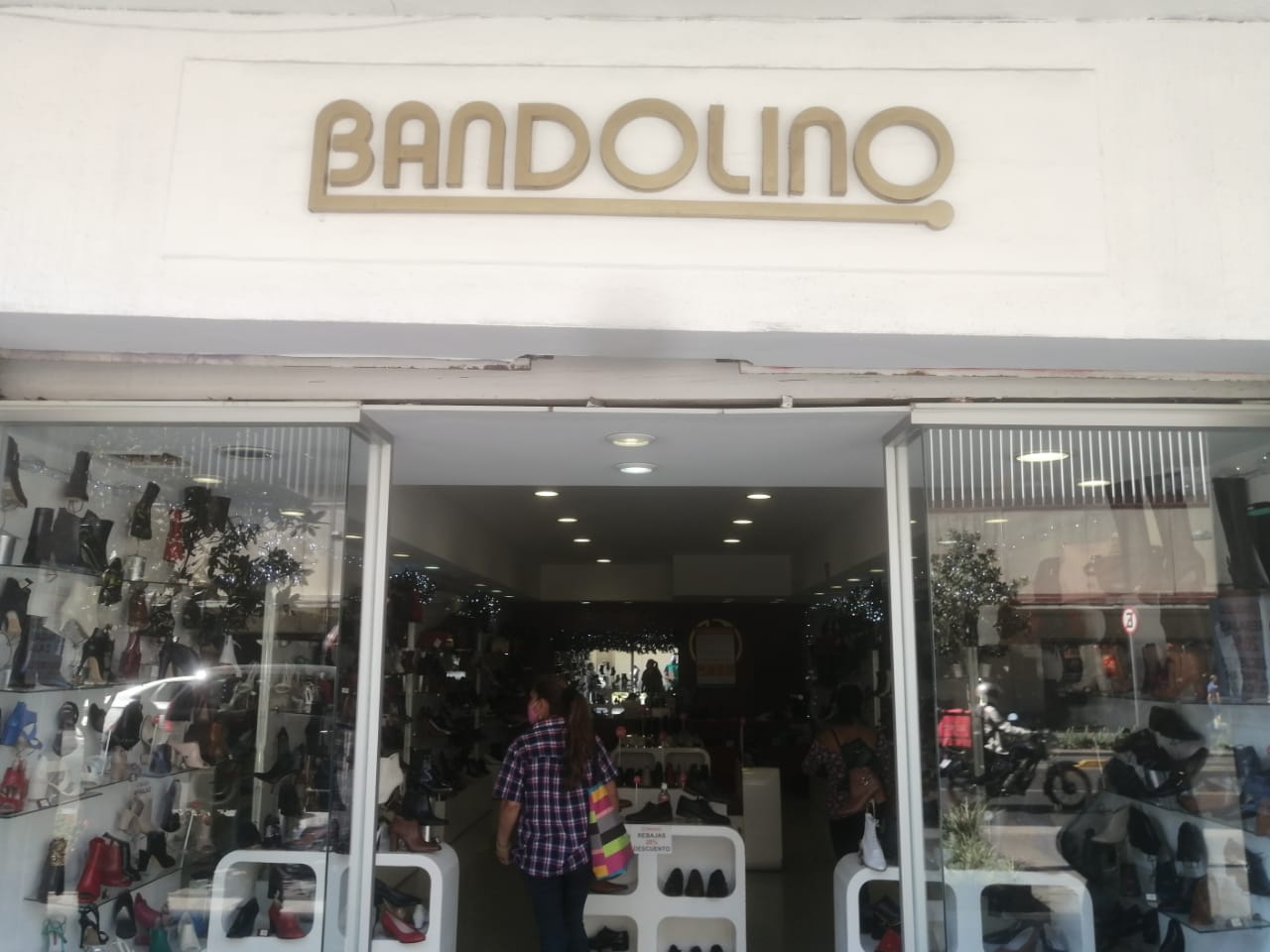 Zapatería Bandolino 